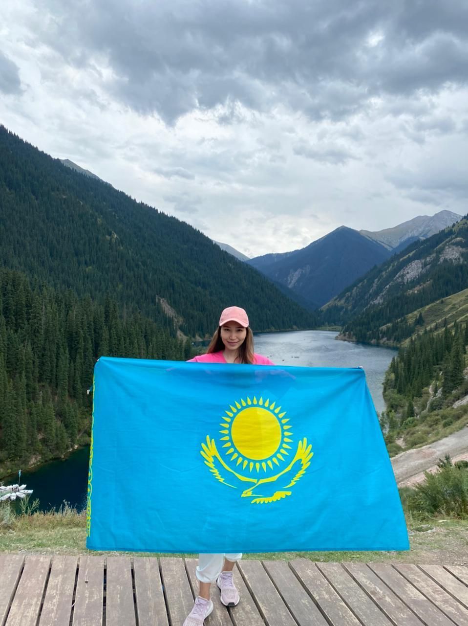 Менің тығыз бөкседегі фотом